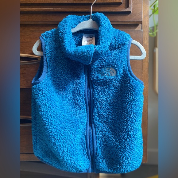🦕 The North Face Boy Vest - Picture 2 of 5